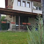 бадевски рай- къща софия Vilă *