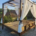 бадевски рай- къща софия Villa *