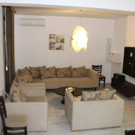 бадевски рай- къща софия Villa Veliko Tŭrnovo