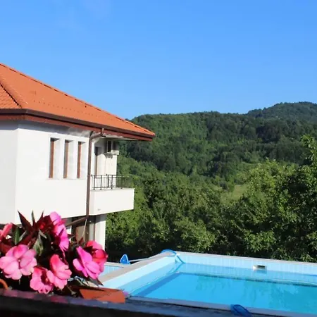 Villa бадевски рай- къща софия Veliko Tărnovo