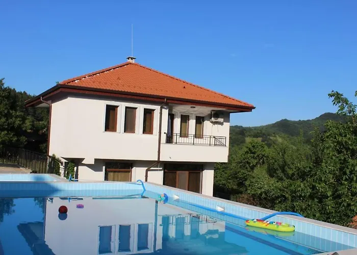 Villa бадевски рай- къща софия *