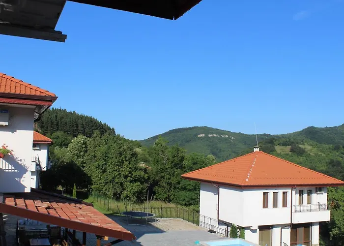 бадевски рай- къща софия Villa Veliko Tarnovo